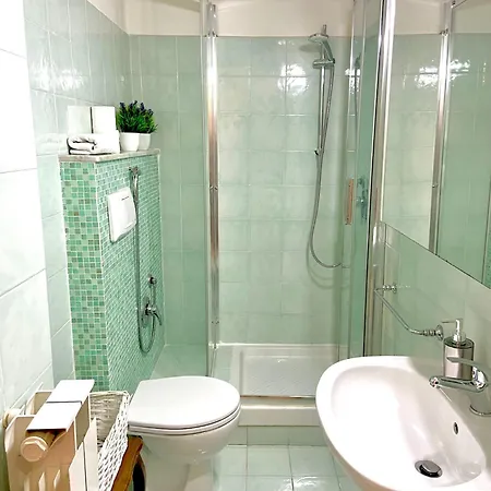 内纳公寓 斯培西亚